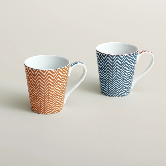 GIFTABLE Hermès Les Cabanes Set of 2 Herringbone Mugs - Picture 2 of 12